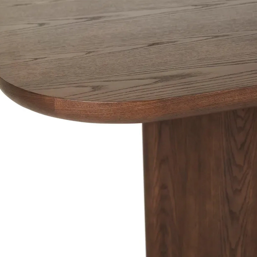 Selvara Dining Table