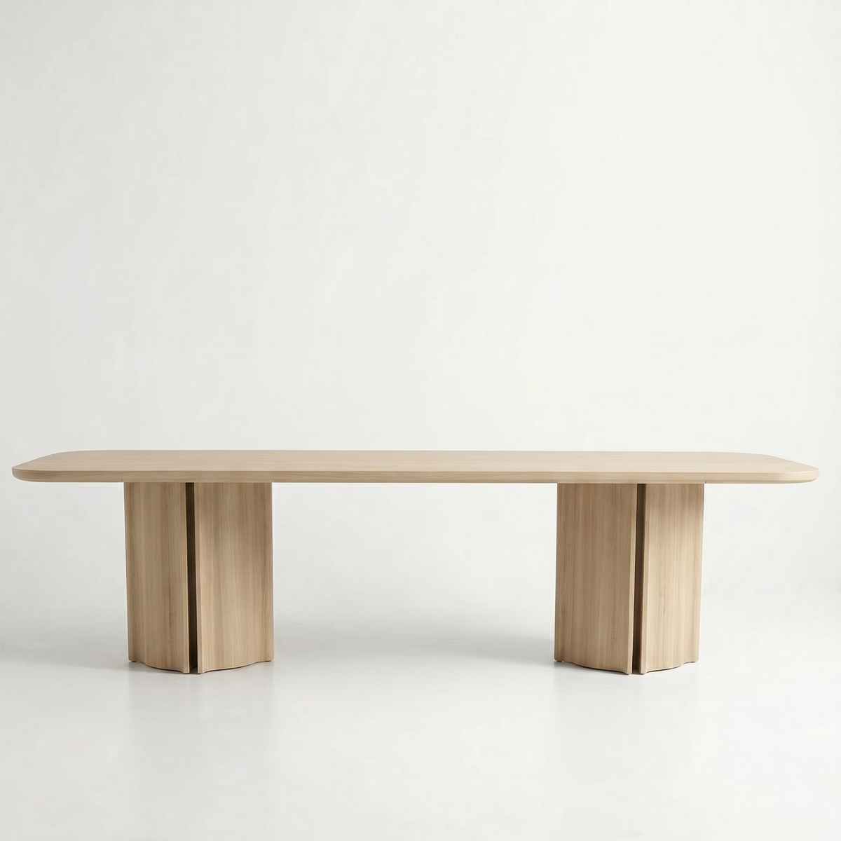 Selvara Dining Table